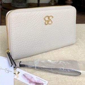 JESSICA SIMPSON  Micki wristlet wallet